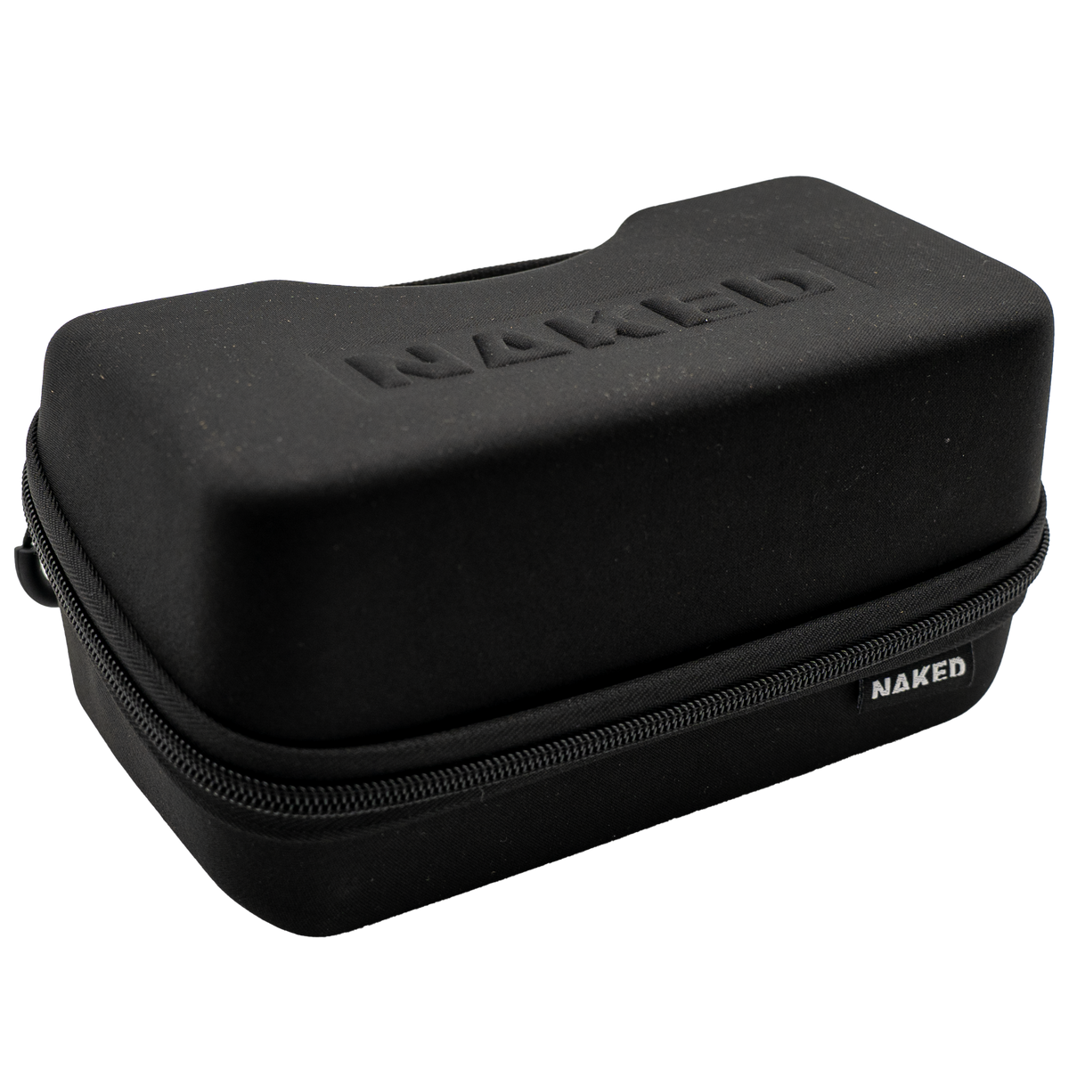 Schwarzes, rechteckiges Etui mit Reißverschluss von NAKED Optics, mit dem geprägten Markenlogo auf der Oberseite und einem kleinen Stoffanhänger an der Seite – perfekt als „Etui EVO für Skibrillen“, um Ihre Brille sicher und stilvoll aufzubewahren.