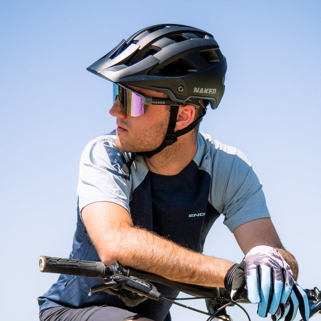 Leichter MTB Fahrrad Helm in Schwarz