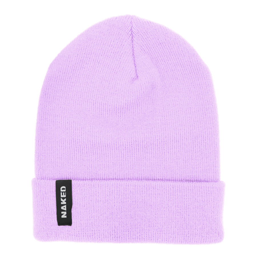 Die Beanie BASE von NAKED Optics ist eine pastellviolette Strickmütze aus weichem Acryl, die an der umgeschlagenen Krempe mit einem schwarzen NAKED-Etikett versehen ist, das sich vor einem weißen Hintergrund abhebt.
