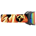 Die Skibrille „LINE“ von NAKED Optics verfügt über ein farbenfrohes, geometrisches Band mit dem Markenlogo in der Mitte sowie eine verspiegelte Regenbogenglasur – sie ist so vielseitig, dass sie sich auch als MTB-Brille oder Downhill-Brille für deine Mountainbike-Abenteuer eignet.