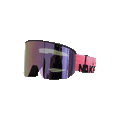 Erleben Sie die „NOVA“ von NAKED Optics – eine große, violett getönte Skibrille mit breiter Scheibe und einem markanten rosa Riemen, auf dem „NAKED“ in fetten schwarzen Buchstaben prangt. Ausgestattet mit einer Anti-Fog-Beschichtung sorgt diese Skibrille auch unter schwierigen Bedingungen für klare Sicht.