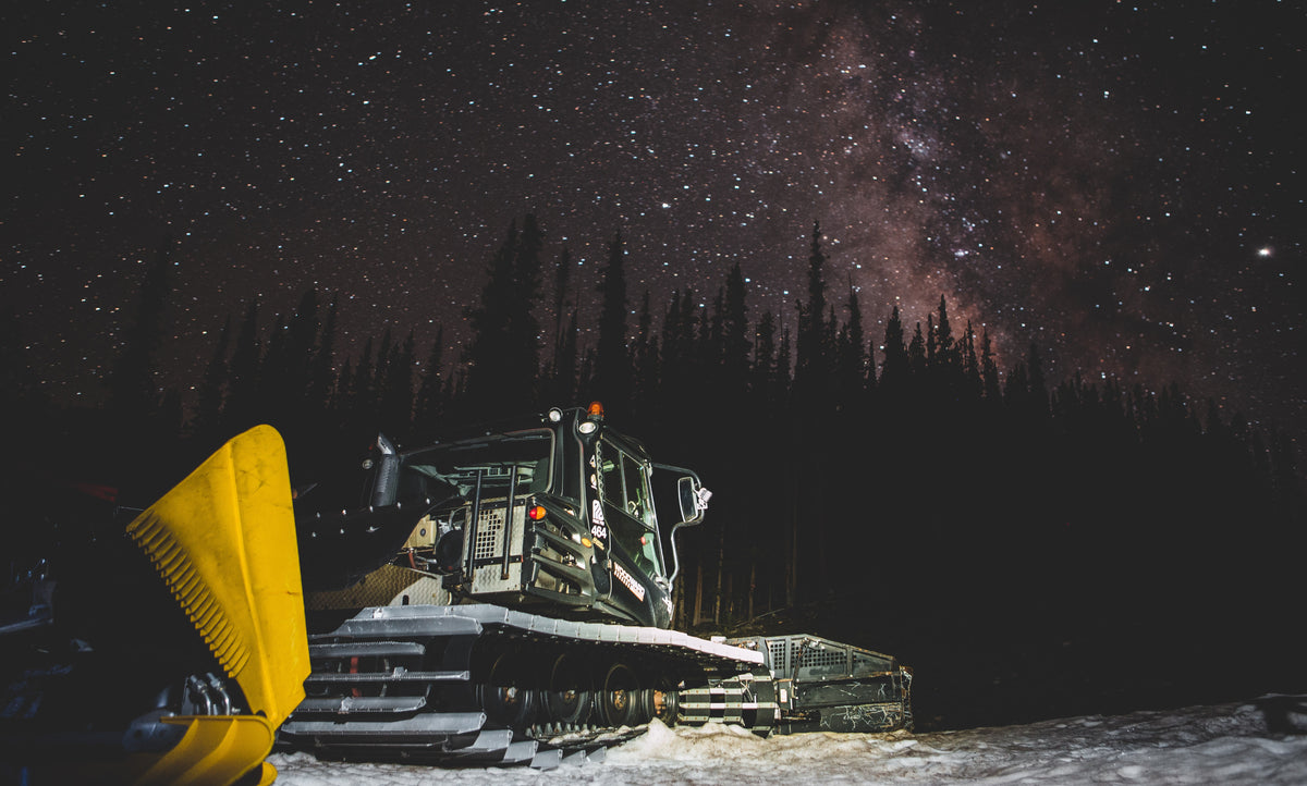 Auf den Spuren von Pistenbully-Fahrer: Die Geheimwaffe für perfekte Pisten