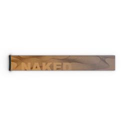 Eine rechteckige, braune Verpackung mit wellenförmigem Holzmaserungsmuster und dem NAKED Optics-Logo in fetter Schrift, bestimmt für das Extra-Band (45 mm) für FORCE EVO, TROOP EVO, STORM, NOVA, SOLAR oder ZEND – oder für Ihr Lieblings-Skibrillenband.