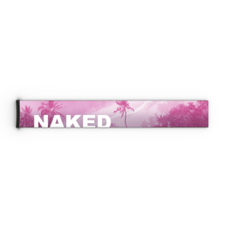 Ein rosafarbenes, rechteckiges Vape-Gerät mit dem auffälligen weißen NAKED Optics-Logo und Palmenmotiven. Sein elegantes Design ist vom Extra Strap (FORCE EVO, TROOP EVO, STORM, NOVA, SOLAR, ZEND 45 mm) und dem dynamischen Stil des FORCE EVO inspiriert.
