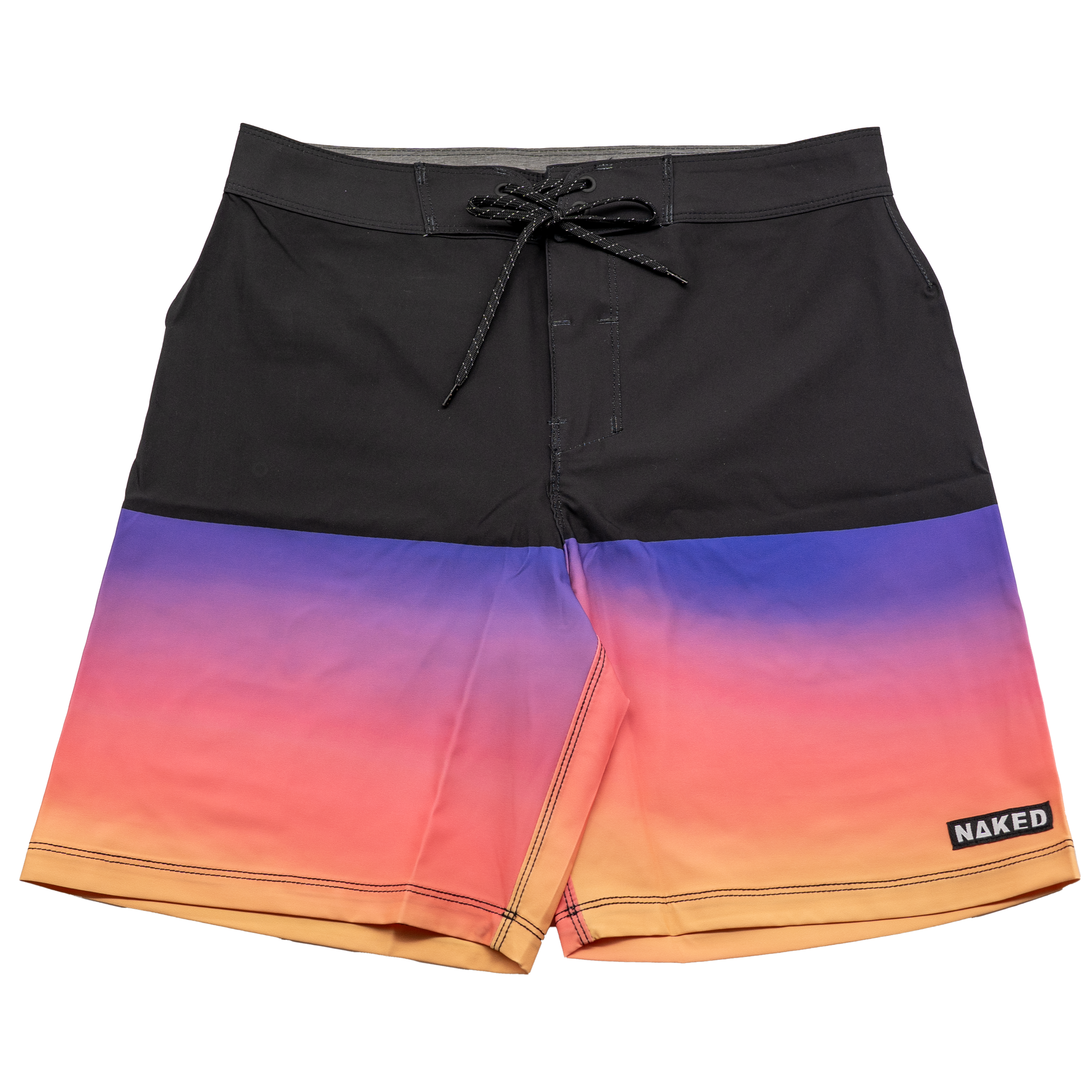 Die SHORE Boardshorts von NAKED Optics verfügen über einen schwarzen Bund und einen auffälligen Farbverlauf von Lila nach Orange, der durch das NAKED-Logo am Saum akzentuiert wird. Dank des innovativen 4-Wege-Stretch-Materials bieten diese Boardshorts hervorragende Flexibilität – ideal zum Surfen oder zum Entspannen am Strand.