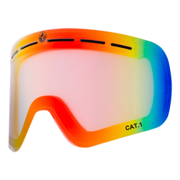 Die regenbogenfarbene Snowboard-Skibrille von NAKED Optics verfügt über Belüftungsschlitze, ein Pin-Stecksystem, "CAT. 1" rechts unten aufgedruckt und eine Anti-Fog-Beschichtung für klare Sicht.