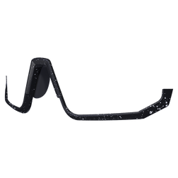 Die schwarze Wraparound-Sonnenbrille von NAKED Optics zeichnet sich durch ein weiß gesprenkeltes Muster auf dem Rahmen aus, das vor einem weißen Hintergrund steht.